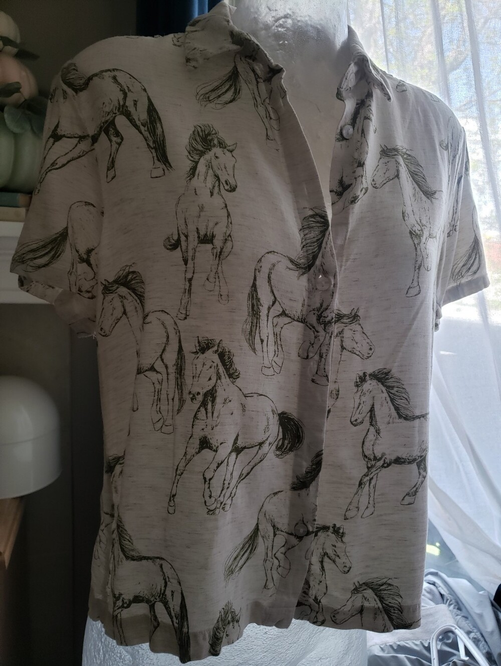 Jane and Delancey Linen Blend Cream and Olive Green Printed Top Horse Print